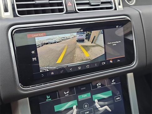 Used 2019 Land Rover Range Rover HSE image 26