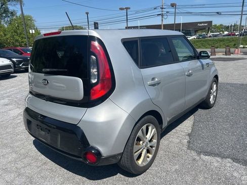 Used 2016 Kia Soul + w/ Primo Package FWD image 3