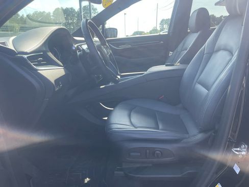 Used 2023 Buick Enclave Essence w/ Experience Buick Package FWD image 13