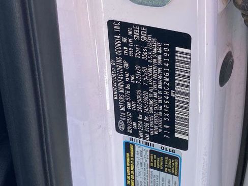 Used 2021 Kia Telluride S image 30