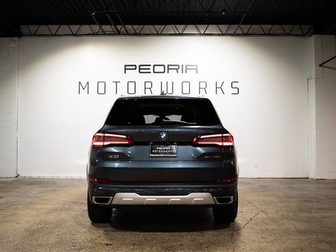 Used 2022 BMW X5 xDrive40i w/ Premium Package AWD/4WD image 11