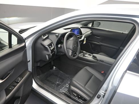 New 2026 Lexus UX 300h FWD image 10