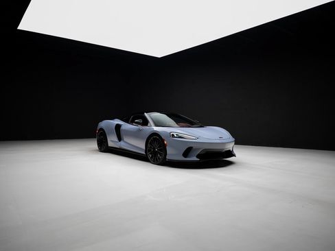 Used 2023 McLaren GT RWD image 65
