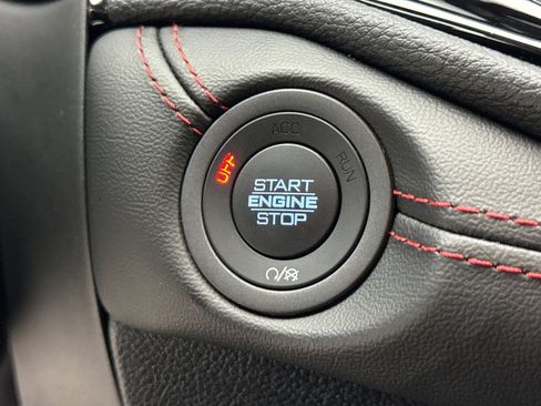 Used 2025 Dodge Durango GT AWD/4WD image 23