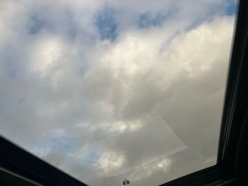 Used 2025 Toyota Sequoia Limited image 21