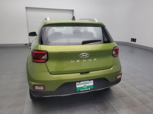 Used 2021 Hyundai Venue SEL image 6