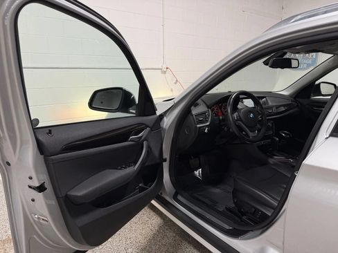 Used 2013 BMW X1 xDrive35i AWD/4WD image 9
