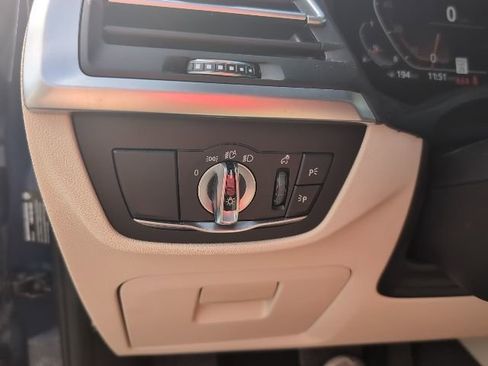 Used 2022 BMW X3 xDrive30i w/ Premium Package 2 image 23