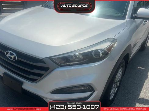 Used 2016 Hyundai Tucson SE w/ Option Group 02 AWD/4WD image 9