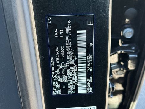 Used 2024 Lexus RX 350 Premium image 35