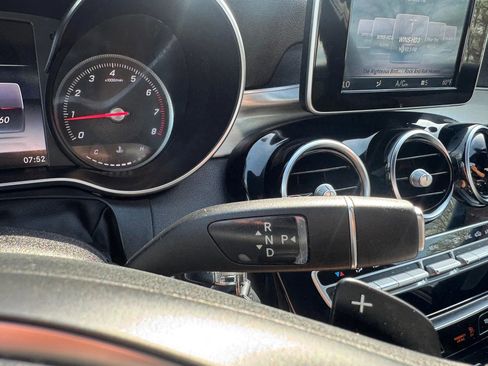Used 2018 Mercedes-Benz C 300 4MATIC Sedan image 18