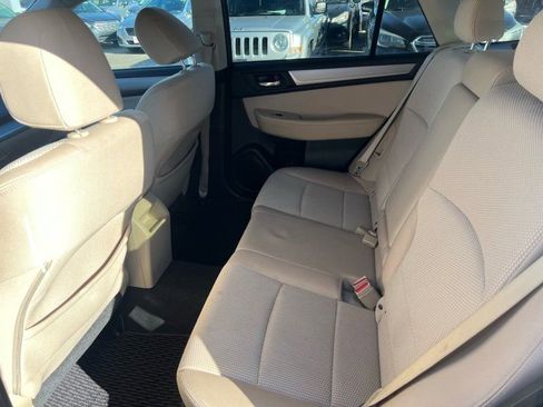 Used 2015 Subaru Outback 2.5i Premium image 13