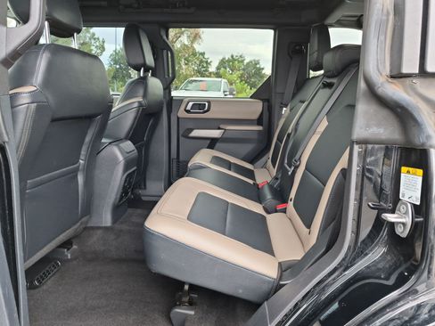 Used 2022 Ford Bronco Wildtrak AWD/4WD image 29