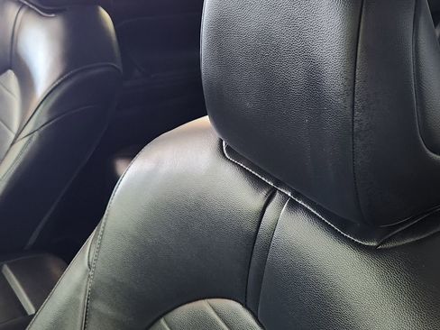 Used 2021 Toyota Highlander XLE image 34