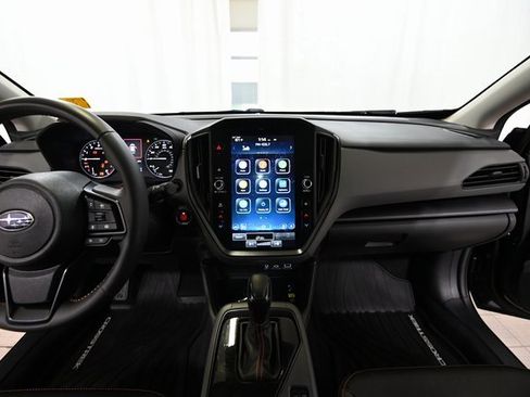 Certified 2024 Subaru Crosstrek 2.5i Limited w/ Crosstrek Mirror Package image 2