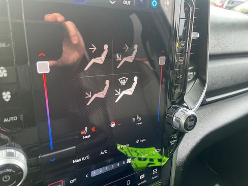 Used 2024 RAM 2500 Big Horn w/ Night Edition image 34