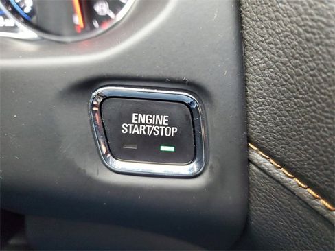 Used 2022 GMC Acadia AT4 w/ Technology Package image 22