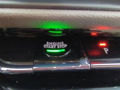 Certified 2023 Lincoln Corsair Reserve image 16