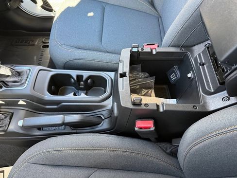 New 2026 Jeep Wrangler Unlimited Sport image 26