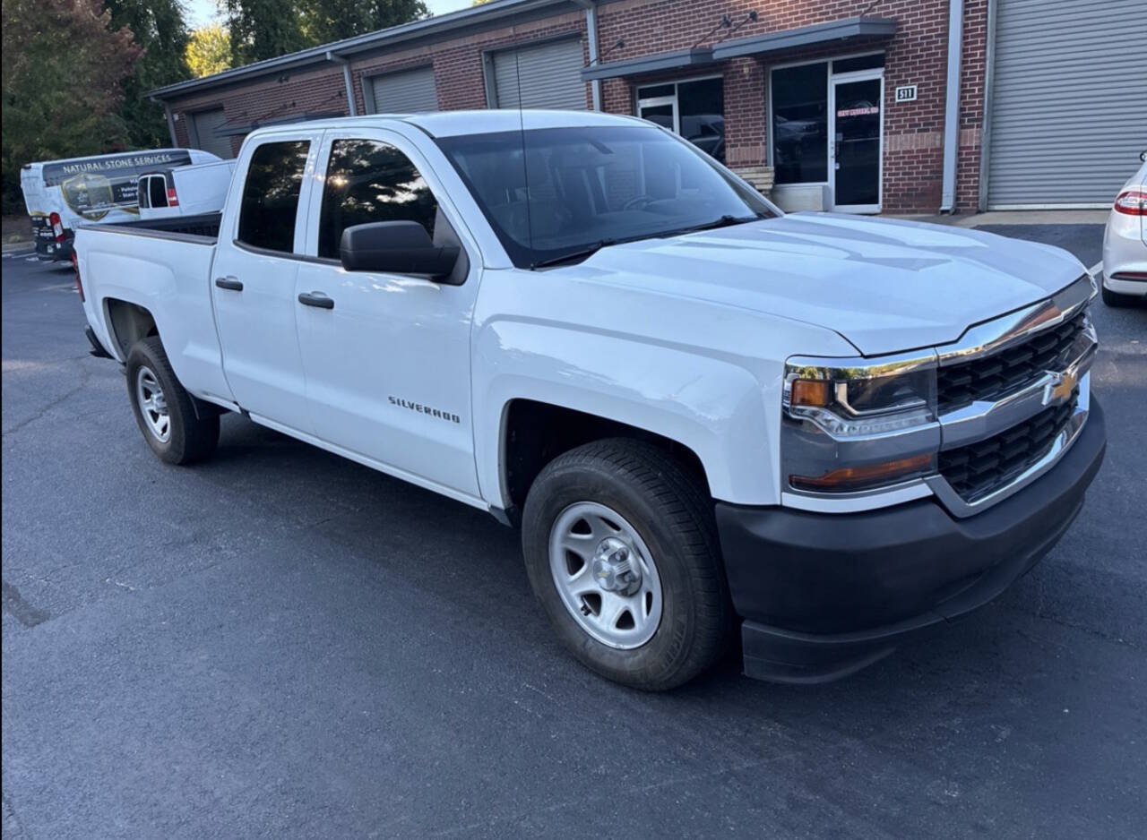Used 2019 Chevrolet Silverado 1500 W/T RWD image 4