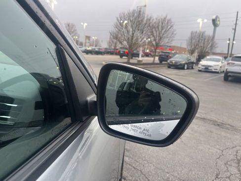 Certified 2022 Ford Escape SEL w/ SEL Stealth AWD Package image 4