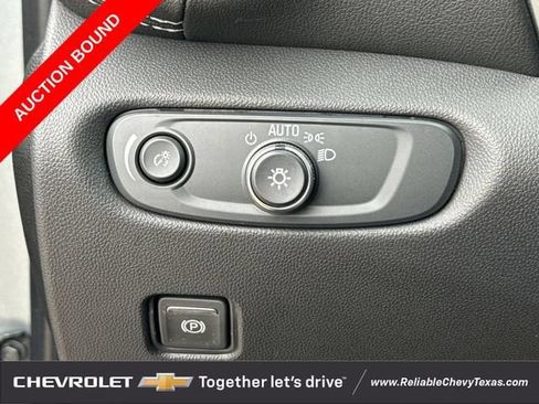 Used 2024 Chevrolet Blazer LT w/ Convenience Package FWD image 31