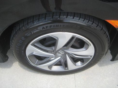 Used 2019 Honda Civic LX image 9
