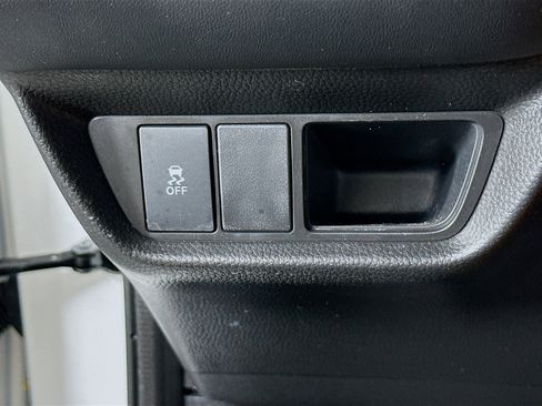 Used 2026 Honda HR-V LX image 16