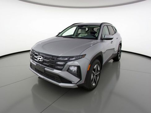 Used 2025 Hyundai Tucson SEL image 3