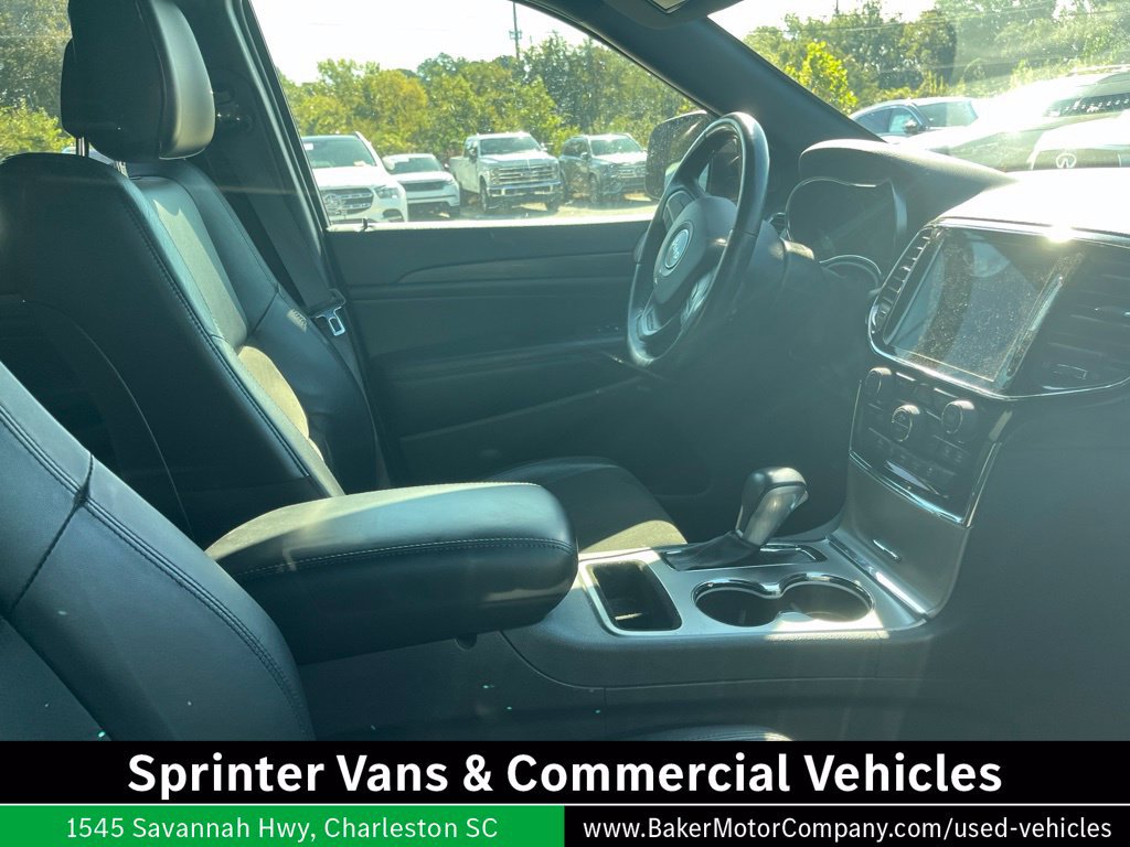 Used 2020 Jeep Grand Cherokee Altitude AWD/4WD image 10