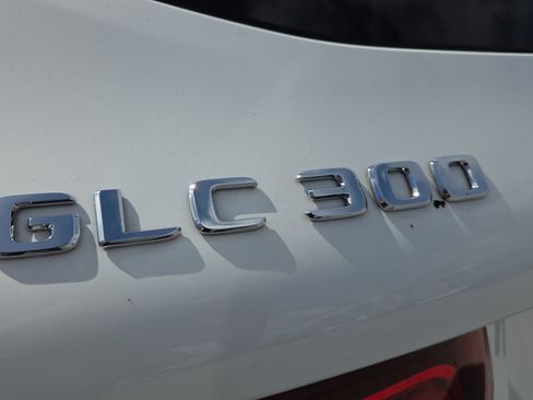 Certified 2022 Mercedes-Benz GLC 300 GLC 300 image 16
