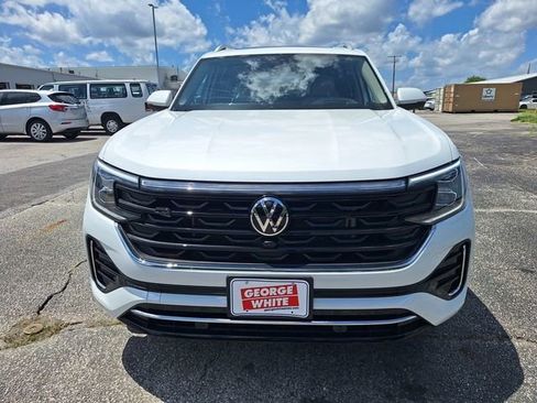 Used 2025 Volkswagen Atlas SEL Premium R-Line AWD/4WD image 9