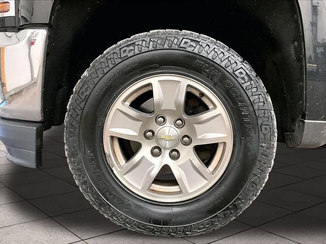 Used 2018 Chevrolet Silverado 1500 LT AWD/4WD image 9
