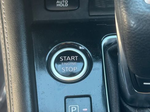 Certified 2023 Nissan Kicks SR w/ SR Premium Package image 18