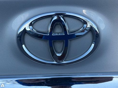 Used 2012 Toyota Corolla S FWD image 11
