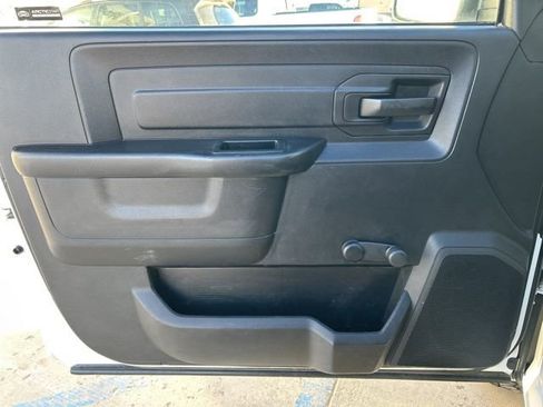 Used 2016 RAM 1500 Tradesman w/ Chrome Appearance Group image 16