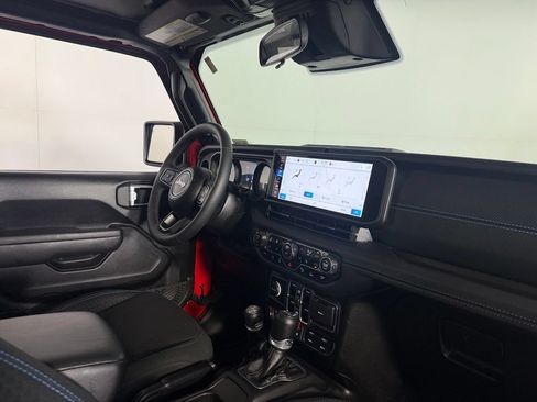 Used 2025 Jeep Wrangler Unlimited Rubicon 4xe w/ Safety Group AWD/4WD image 36
