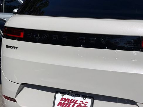Used 2024 Land Rover Range Rover Sport Dynamic SE AWD/4WD image 26