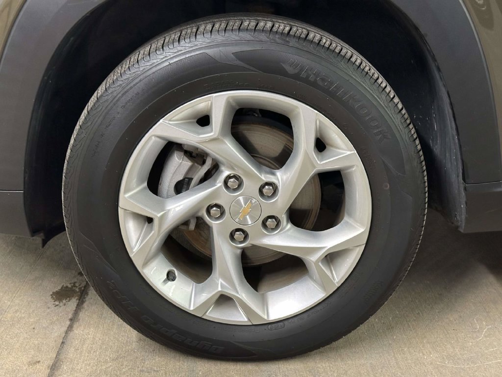 Certified 2024 Chevrolet Trax LS w/ LS Convenience Package FWD image 10