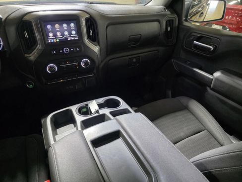 Used 2023 Chevrolet Silverado 1500 Custom AWD/4WD image 13