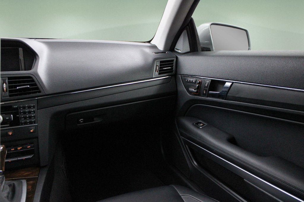Used 2011 Mercedes-Benz E 350 Coupe image 20