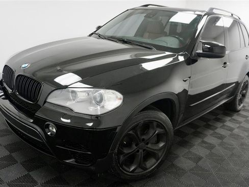 Used 2013 BMW X5 xDrive50i image 2