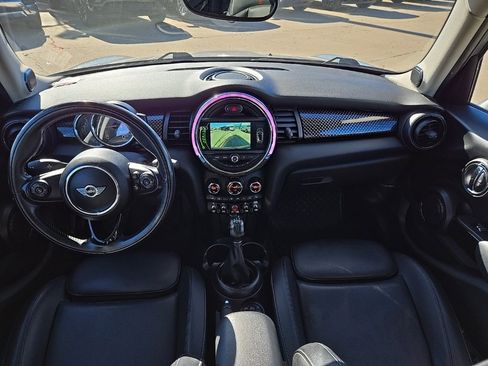 Used 2018 MINI Cooper S image 14