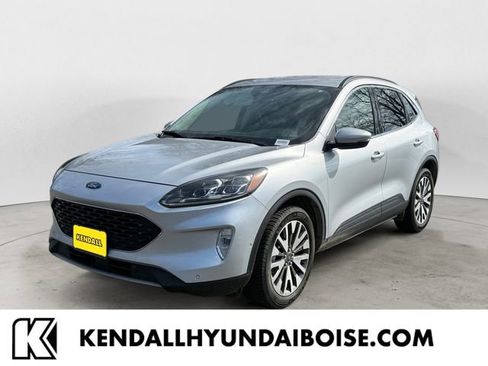 Used 2020 Ford Escape Titanium image 1