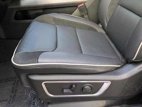 New 2026 RAM 1500 Laramie w/ Sport Appearance Package image 4