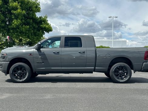 New 2026 RAM 3500 Laramie AWD/4WD image 7