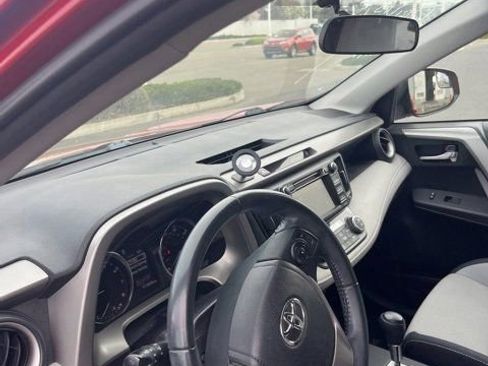 Used 2016 Toyota RAV4 XLE image 13