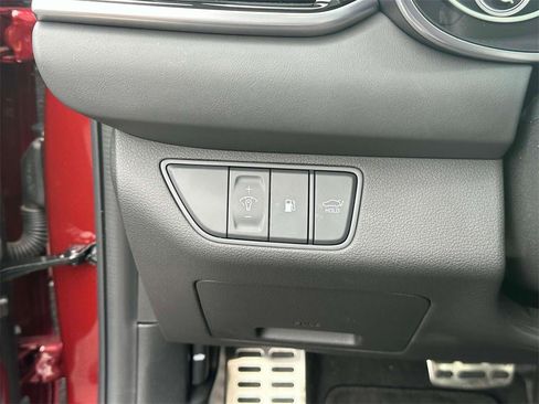 Used 2024 Genesis G70 3.3T Advanced w/ Sport Prestige Package image 23