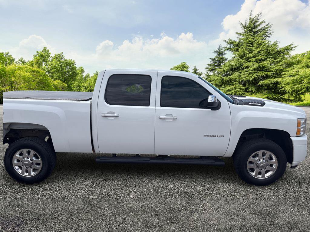 Used 2014 Chevrolet Silverado 2500 LT w/ Z71 Appearance Package AWD/4WD image 8