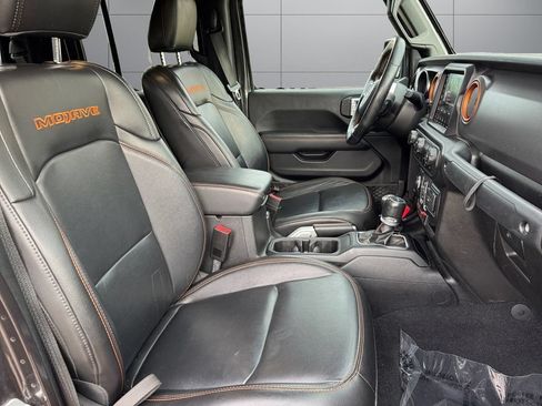 Used 2020 Jeep Gladiator Mojave AWD/4WD image 17